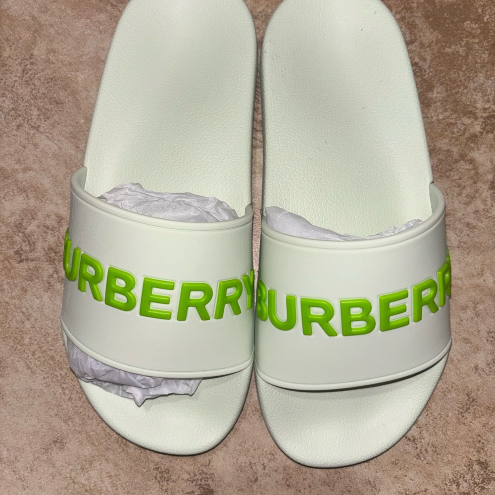 Burberry slides. Mint green. Size 38